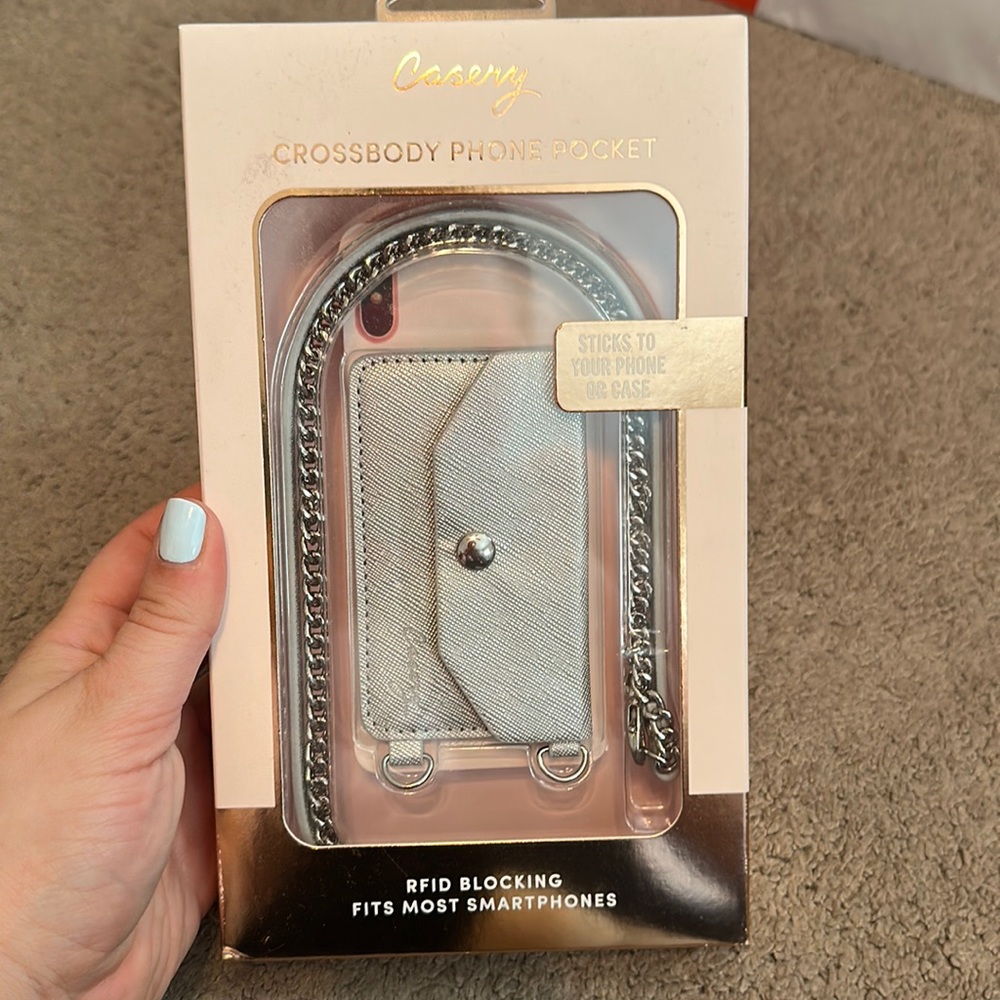 CASERY crossbody phone pocket